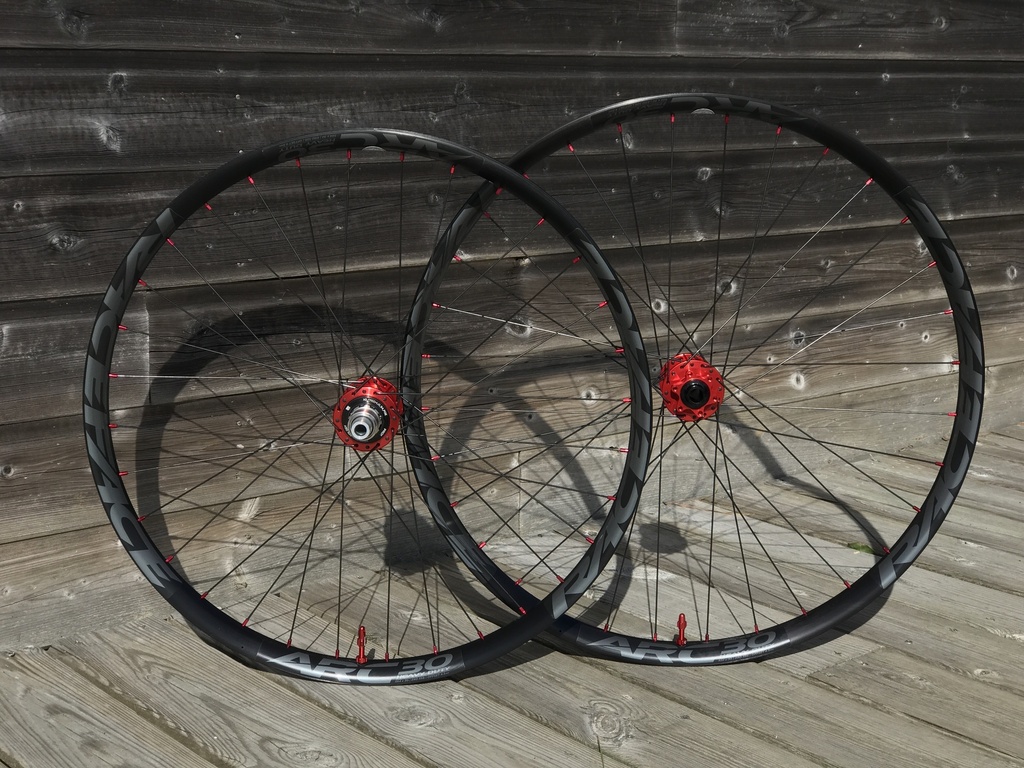 RACE FACE ARC OFFSET 30 HD | HOPE PRO5 E-BIKE