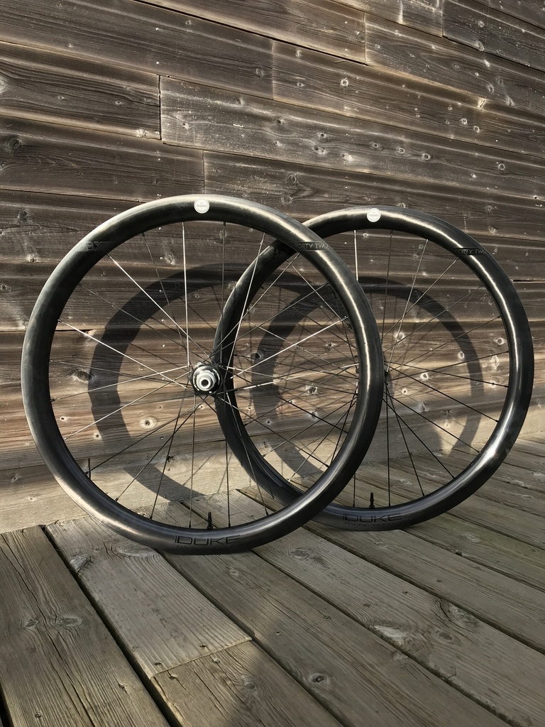 DUKE BACCARA X SLR2 | HOPE PRO5 SP24