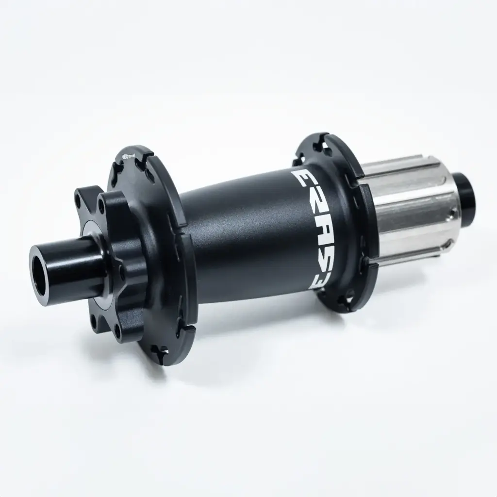 ERASE Moyeu VTT Boost 6T Arrière (crochets pour rayons Berd) (Moyeu : noir, CRL : HG (9, 10, 11, 12 V, 1er pignon 11 dents))