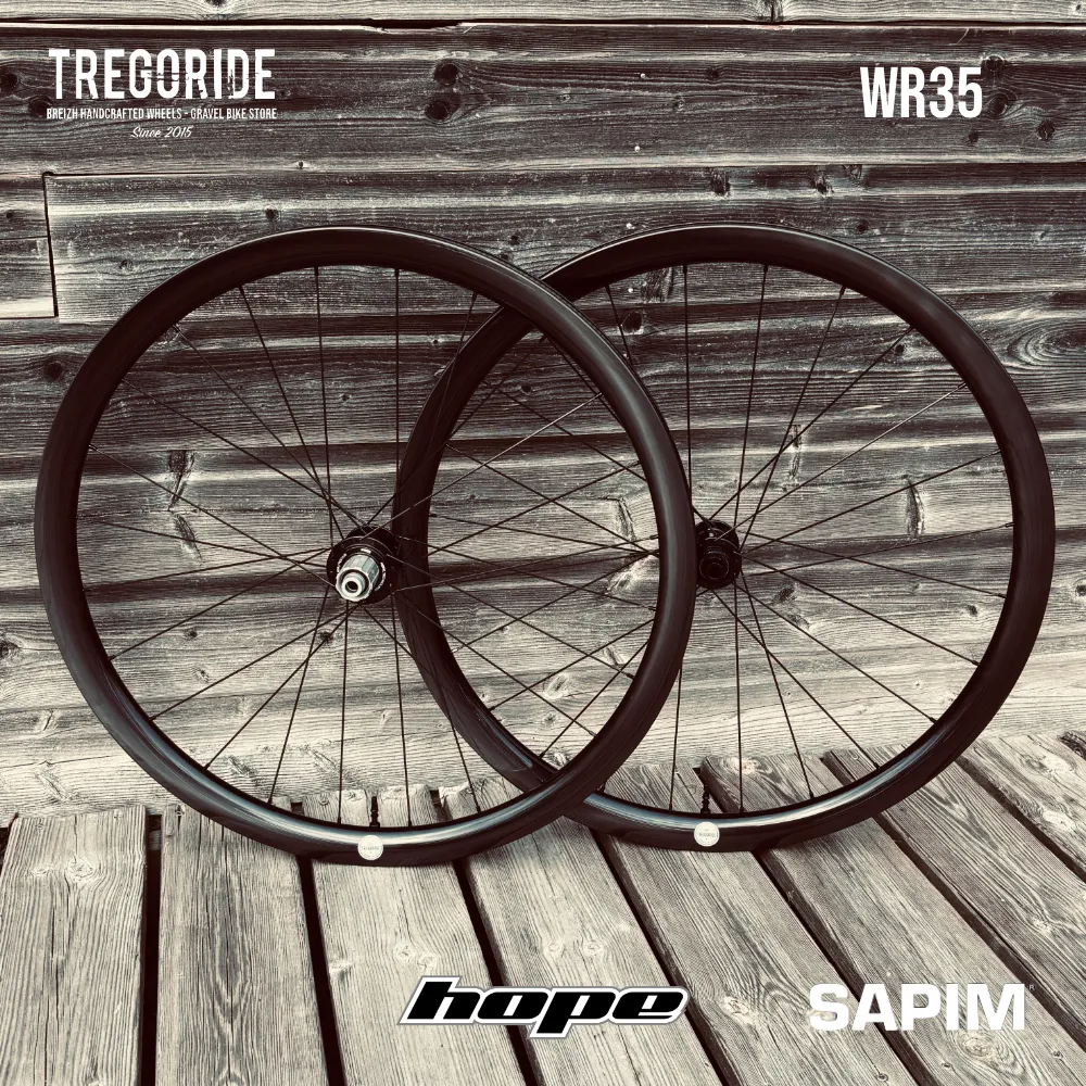 TREGORIDE WR35 | HOPE PRO5 (CRL : HG (9, 10, 11, 12 V, 1er pignon 11 dents), Rayons : 24 CXSPRINT AV et AR, Ecrous : Silver, HOOKLESS (sans crochet), LIGHT, Moyeux : Noir)