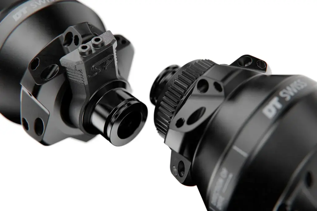 DTSWISS Moyeu dynamo 350 100/12 CL SP24