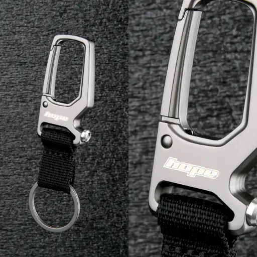 HOPE Key Ring, Carabiner & Bottle Opener | porte clés, mousqueton, ouvre bouteille